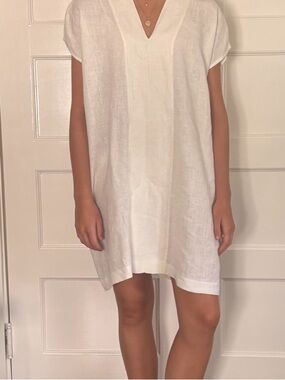 White Linen V-Neck Shift Dress